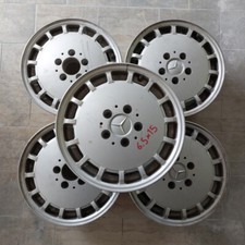 Cerchi In Lega Mercedes 15x6,5. Usati Da Sistemare. Vedi Specifiche Nelle Foto.