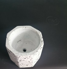 Piccolo vaso quadrato in