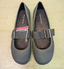 NWT Airwalk Womens 9 Mary Jane
