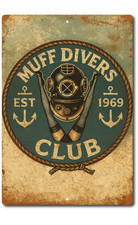 Muff Divers Club Insegna