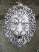 LEONE BASSORILIEVO MASCHERONE