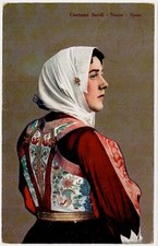 Nuoro costumi sardi - Sposa