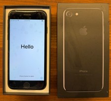 Apple iPhone 7, jet black