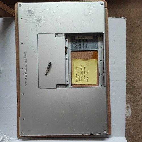 Apple powerbook 17 - powerbook, g4