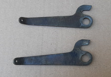 2-STAFFE SUPPORTO MOLLA RITORNO CARBURATORE SU H4-MG-MGA USATE-AHH5339