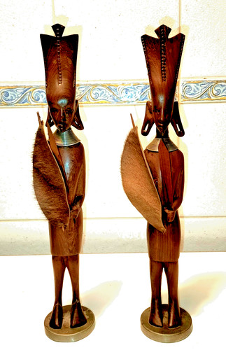 Statuette legno pregiato - in,