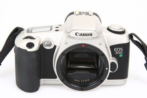 Canon eos 500n - corpo, reflex