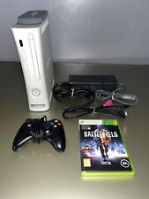 XBOX 360 60GB HDD Bianca completa con cavo hdmi alimentatore controller e gioco