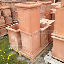 Vaso in terracotta quadrato alto pilone liscio o lavorato cotto toscano italia