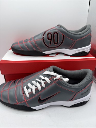 Nike total smokey - nike,
