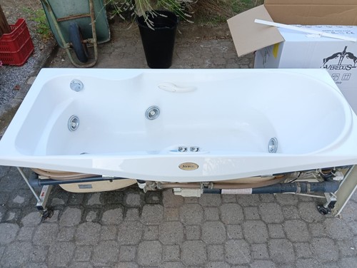 Jacuzzi vasca idromassaggio - vasca,