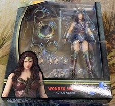 DC Medicomtoy Modellino Mafex Wonder Woman n.24