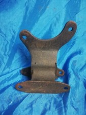 TASSELLO SOSPENSIONE SUPPORTO MOTORE FiaT 125 - 132  New Old Stock