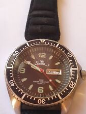 Orologio Vintage Shark a Quarzo - Resistente fino a 200 Metri (20 ATM) 