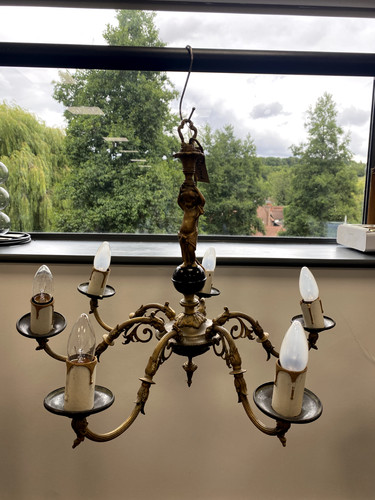 Splendido antico lampadario