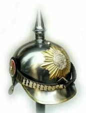 Elmetto tedesco Pickelhaube in