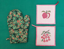 Guanto forno e 2 Presine ricamate a mano - Tema Natalizio di Natale