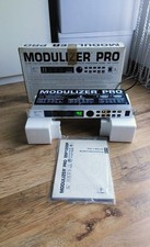Behringer MODULIZER PRO