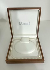 Girocollo di perle con chiusura in Oro