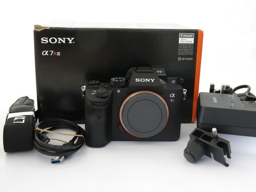 Sony alpha a7r iii system - sony,