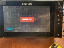 Simrad NSS9 Evo2 9"