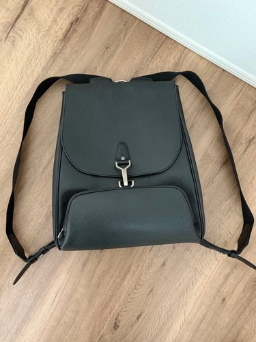 Louis vuitton taiga cassiar - vuitton,