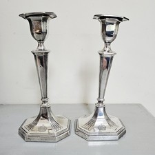 Coppia di candelabri placcati