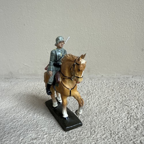 Lineol personaggio cavaliere