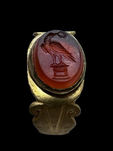 Anello romano oro con - ,