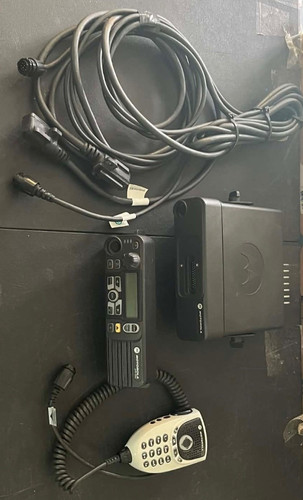 Motorola xpr 4550 vhf - motorola,