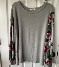 Plus a.gain Woman's Gray Floral  Soft Poly Tunic Sweater Size 3XL
