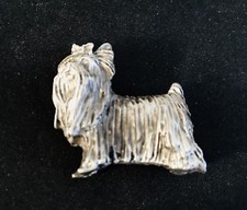 Statua statuina metallo cane cucciolo pelo lungo YORKSHIRE Terrier argento peltro