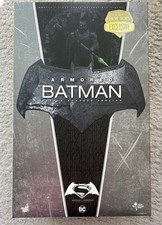 Hot Toys MMS417 - Batman