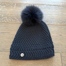 Bellissimo berretto in maglia