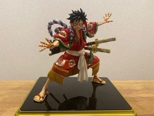 [Difetto] MegaHouse POP pezzo