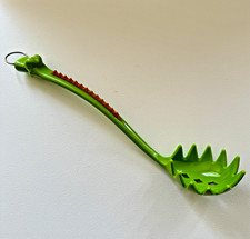 Maria Vinka - SERVITORE PASTA