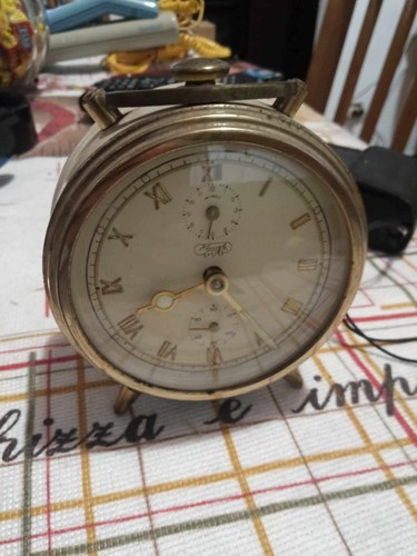 Orologio sveglia tavolo - da,