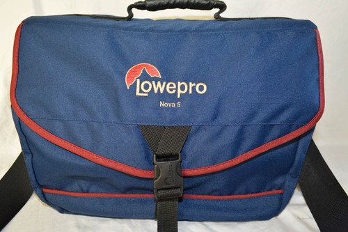 Borsa tracolla lowepro nova - a,