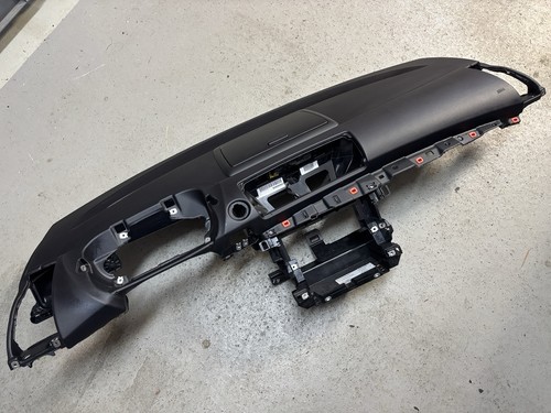 Bmw serie e87 e81 lci - e81,