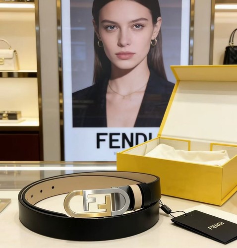 Cintura fendi stili uomo - stili,