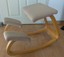 Sedia al ginocchio Varier