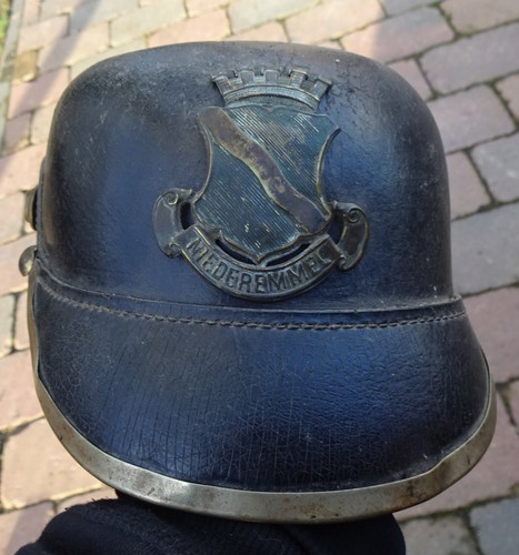 Vecchio casco originale vigili