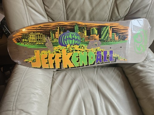 Sants cruz jeff kendall pumkin - cruz,
