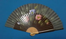 VENTAGLIO VINTAGE IN LEGNO E STOFFA DIPINTO A MANO.