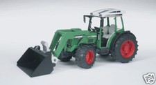 BRUDER 1:16 TRATTORE FENDT 209