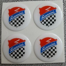 4 Adesivi Resinati Coprimozzo