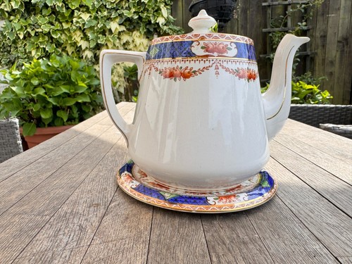 Antique palissy style england - style,