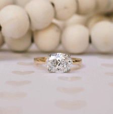 Anello di fidanzamento in oro