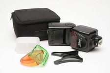Nikon SB-700 Speedlight flash