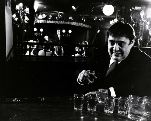 Zero mostel character - character, le